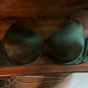 Victoria secret 38d